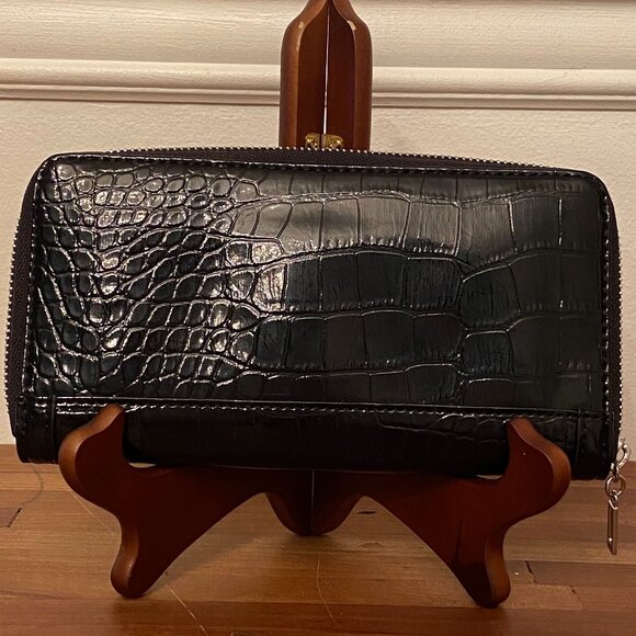 GUESS Clutch Wallet Los Angeles 1981 Black Croc with Zip Around Closure - Picture 2 of 7
